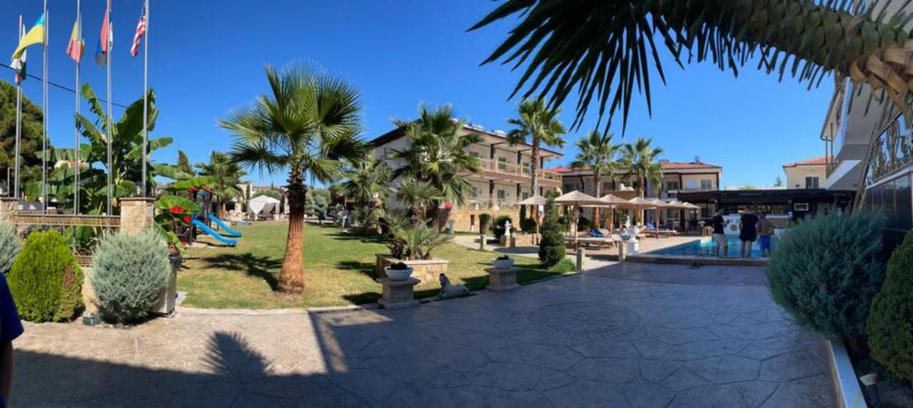 Halkidiki Greek Pride Ηotel And Apartments Skála Foúrkas Zewnętrze zdjęcie